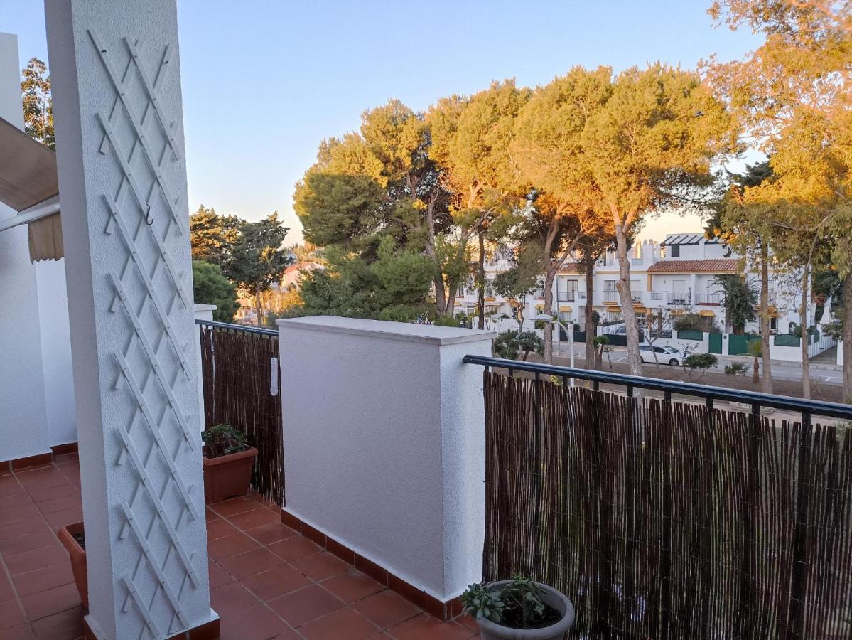 Apartamento En Zona Atalaya Con Garaje Y Wifi Conil De La Frontera Exterior photo
